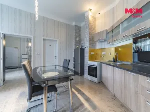 Prodej činžovního domu, Karlovy Vary, nábřeží Jana Palacha, 340 m2