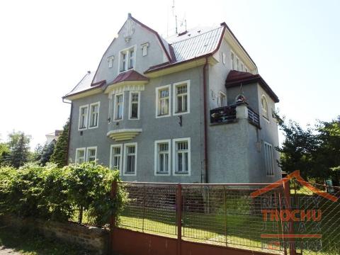 Prodej půdního prostoru, Hradec Králové, Orlické nábřeží, 140 m2