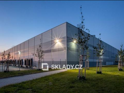 Pronájem skladu, Chrášťany, 8700 m2