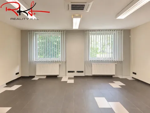 Pronájem kanceláře, Martiněves, 32 m2