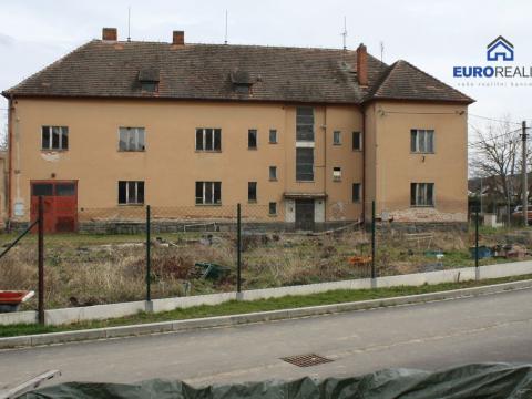 Prodej činžovního domu, Klatovy - Luby, 330 m2