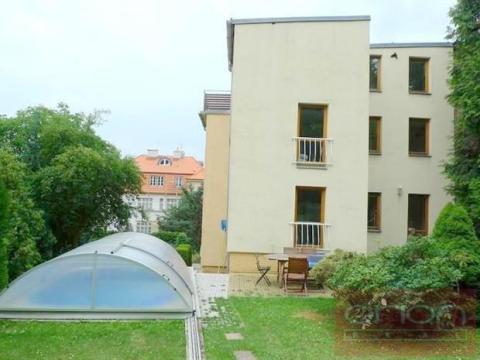 Pronájem rodinného domu, Praha - Smíchov, Na Hřebenkách, 280 m2