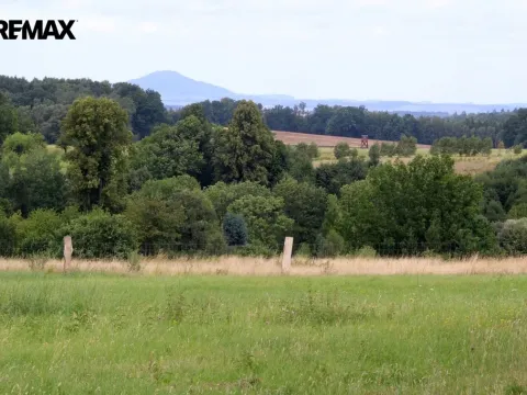 Prodej pozemku pro bydlení, Pertoltice, 4488 m2