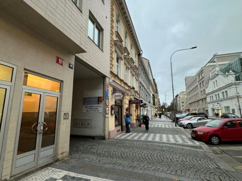 Pronájem bytu 2+kk, Praha - Karlín, Křižíkova, 36 m2