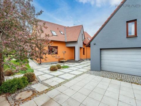 Prodej rodinného domu, Psáry - Dolní Jirčany, 360 m2