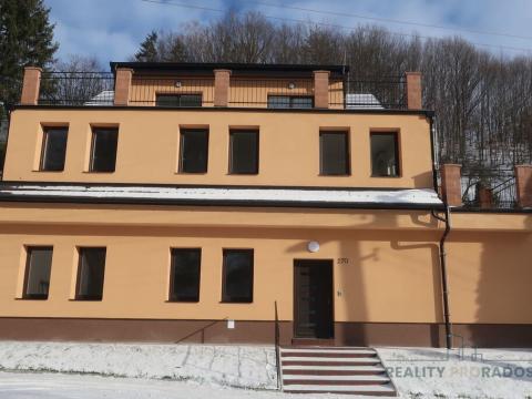 Prodej vícegeneračního domu, Rusava, 355 m2
