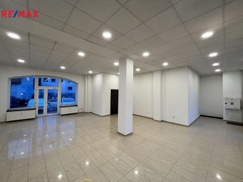 Pronájem obchodního prostoru, Pelhřimov, Pražská, 96 m2