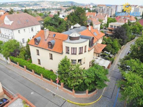 Prodej vily, Praha - Podolí, Na sypčině, 592 m2