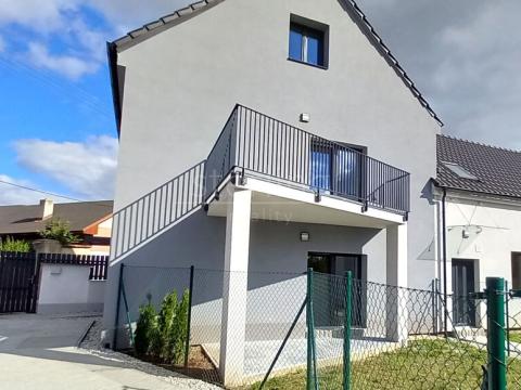 Prodej bytu 4+kk, Unhošť, Karlovarská, 136 m2