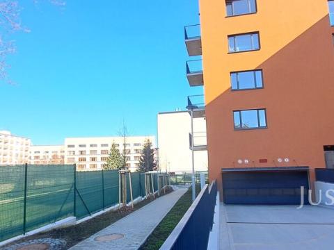 Pronájem garáže, Písek - Pražské Předměstí, Pražská, 12 m2