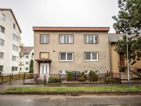Prodej rodinného domu, Břeclav, Karla Hynka Máchy, 280 m2
