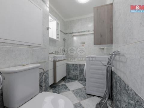Prodej bytu 2+1, Karlovy Vary, Maďarská, 62 m2