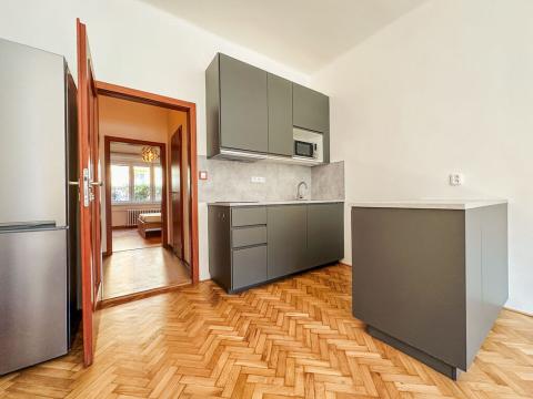 Pronájem bytu 2+kk, Praha - Kobylisy, Čimická, 42 m2