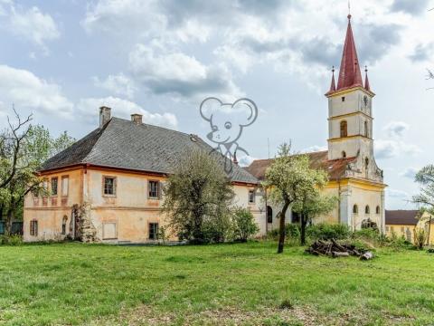 Prodej historického objektu, Hostouň, Chodské náměstí, 340 m2