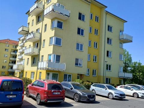 Pronájem bytu 1+kk, Praha - Horní Měcholupy, 38 m2