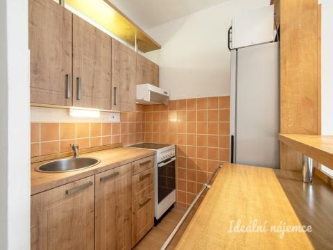 Pronájem bytu 2+kk, Praha - Modřany, Vitošská, 42 m2