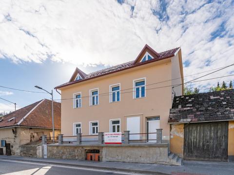 Prodej bytu 2+1, Valašské Klobouky, Brumovská, 60 m2