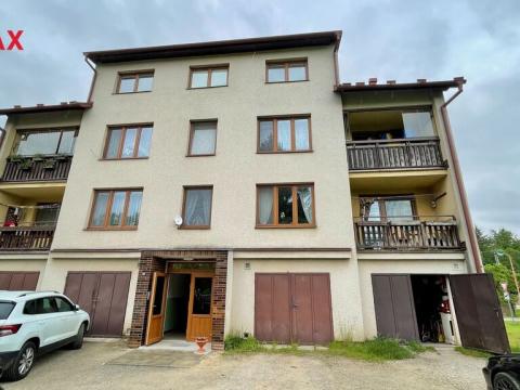 Prodej bytu 4+1, Častrov, 82 m2