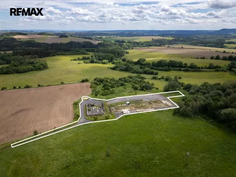 Prodej zemědělského objektu, Žlutice, 9153 m2