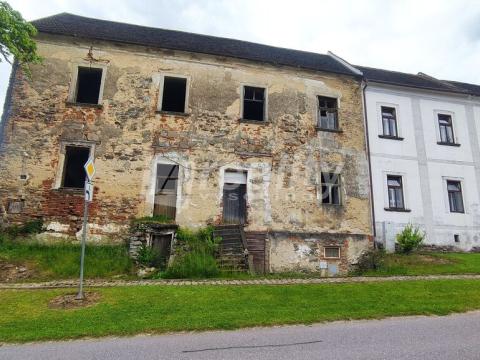 Prodej historického objektu, Vratěnín, 300 m2