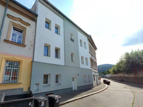 Pronájem bytu 1+kk, Ústí nad Labem - Krásné Březno, 1. máje, 23 m2