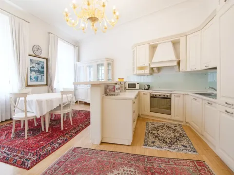 Pronájem bytu 4+kk, Praha - Nové Město, Truhlářská, 122 m2