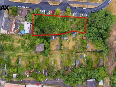 Prodej pozemku pro komerční výstavbu, Karlovy Vary, Uvalská, 1700 m2