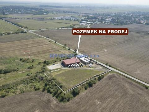 Prodej komerčního pozemku, Bašť, 4300 m2