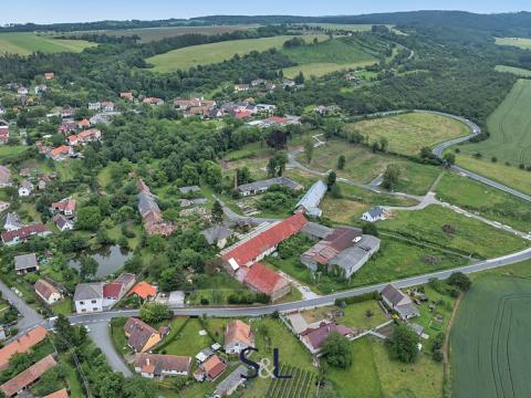 Prodej komerčního pozemku, Podhořany u Ronova, 21276 m2