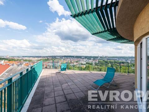 Pronájem bytu 6+kk a větší, Praha - Libeň, Kašparovo náměstí, 204 m2