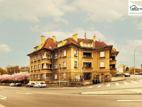 Prodej bytu 3+1, Cheb, Májová, 127 m2