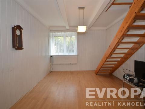 Pronájem bytu 2+1, Praha - Hloubětín, Klánovická, 59 m2