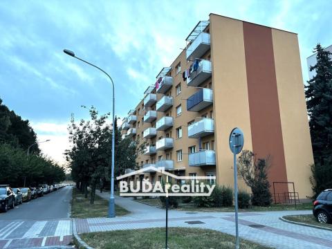 Prodej bytu 2+1, Zlín - Malenovice, třída Svobody, 47 m2