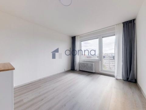 Pronájem bytu 1+kk, Praha - Střížkov, Česákova, 30 m2