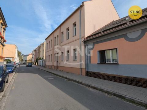 Pronájem bytu 2+1, Opava, Kylešovská, 69 m2