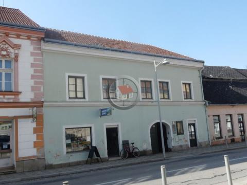 Pronájem obchodního prostoru, Moravské Budějovice, nám. ČSA, 76 m2