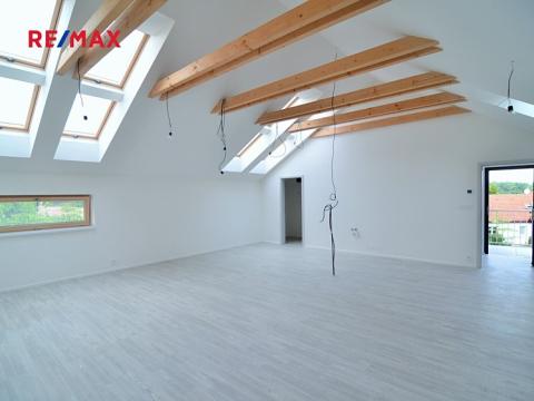 Prodej bytu 4+kk, Praha - Sobín, Hostivická, 151 m2