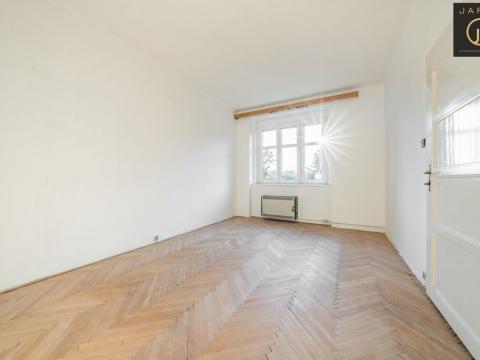 Prodej bytu 2+kk, Praha - Strašnice, Černokostelecká, 52 m2