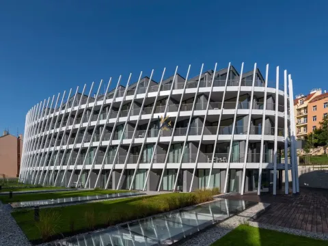 Pronájem kanceláře, Praha - Smíchov, Holečkova, 345 m2