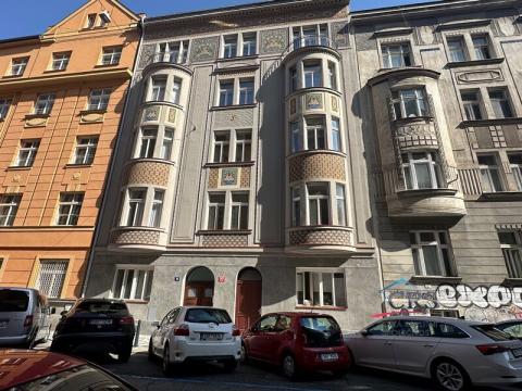 Prodej bytu 1+kk, Praha - Bubeneč, Sochařská, 21 m2