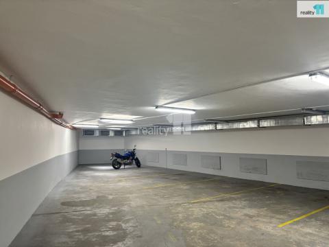 Pronájem skladu, Praha - Žižkov, Ondříčkova, 120 m2