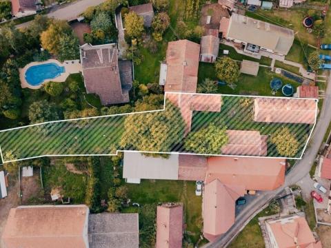 Prodej zemědělské usedlosti, Lešany - Břežany, 300 m2