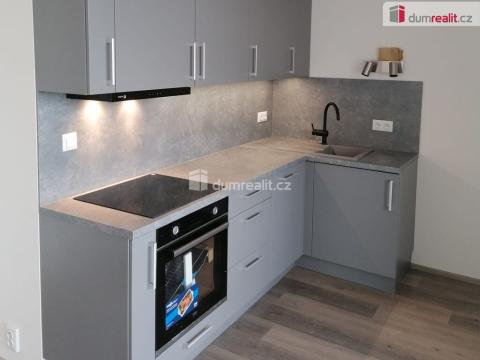 Pronájem bytu 1+kk, Praha - Vysočany, Čerpadlová, 37 m2