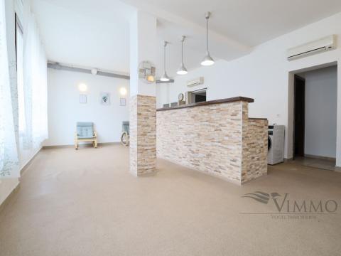 Pronájem obchodního prostoru, České Budějovice - České Budějovice 2, Husova tř., 69 m2