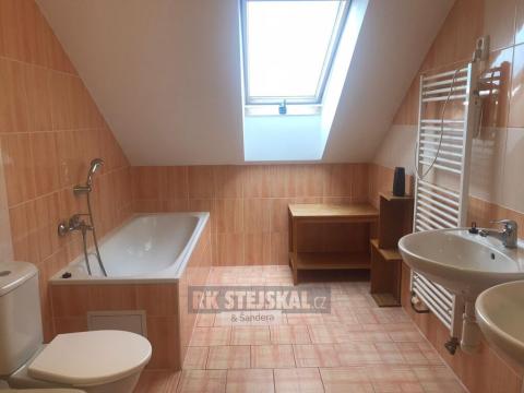 Pronájem bytu 2+kk, České Budějovice, Lipenská, 64 m2