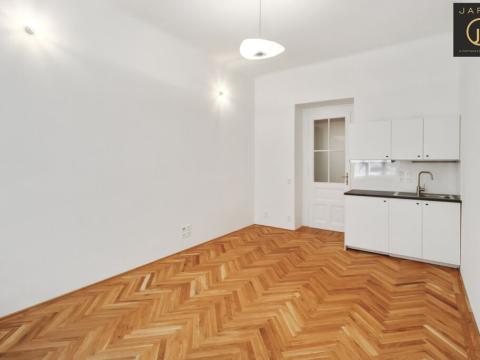 Pronájem bytu 2+kk, Praha - Vršovice, Na spojce, 44 m2