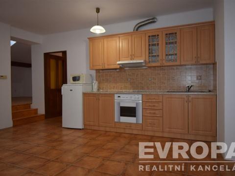 Pronájem rodinného domu, Kolín - Kolín I, Karoliny Světlé, 44 m2