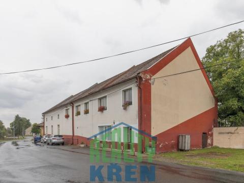 Prodej rodinného domu, Oskořínek, Družstevní, 900 m2