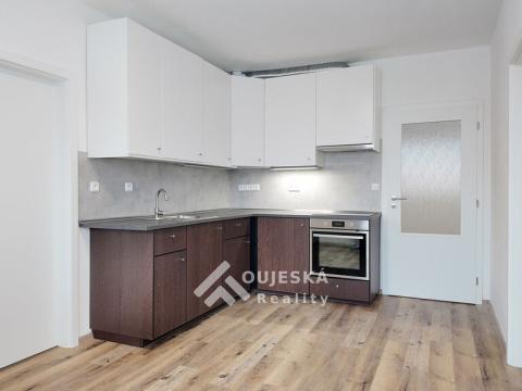 Pronájem bytu 3+kk, Boskovice, Masarykovo náměstí, 86 m2