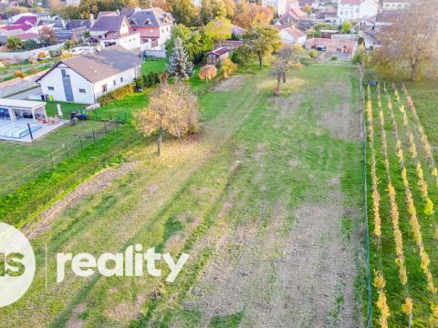 Prodej komerčního pozemku, Šatov, 2376 m2